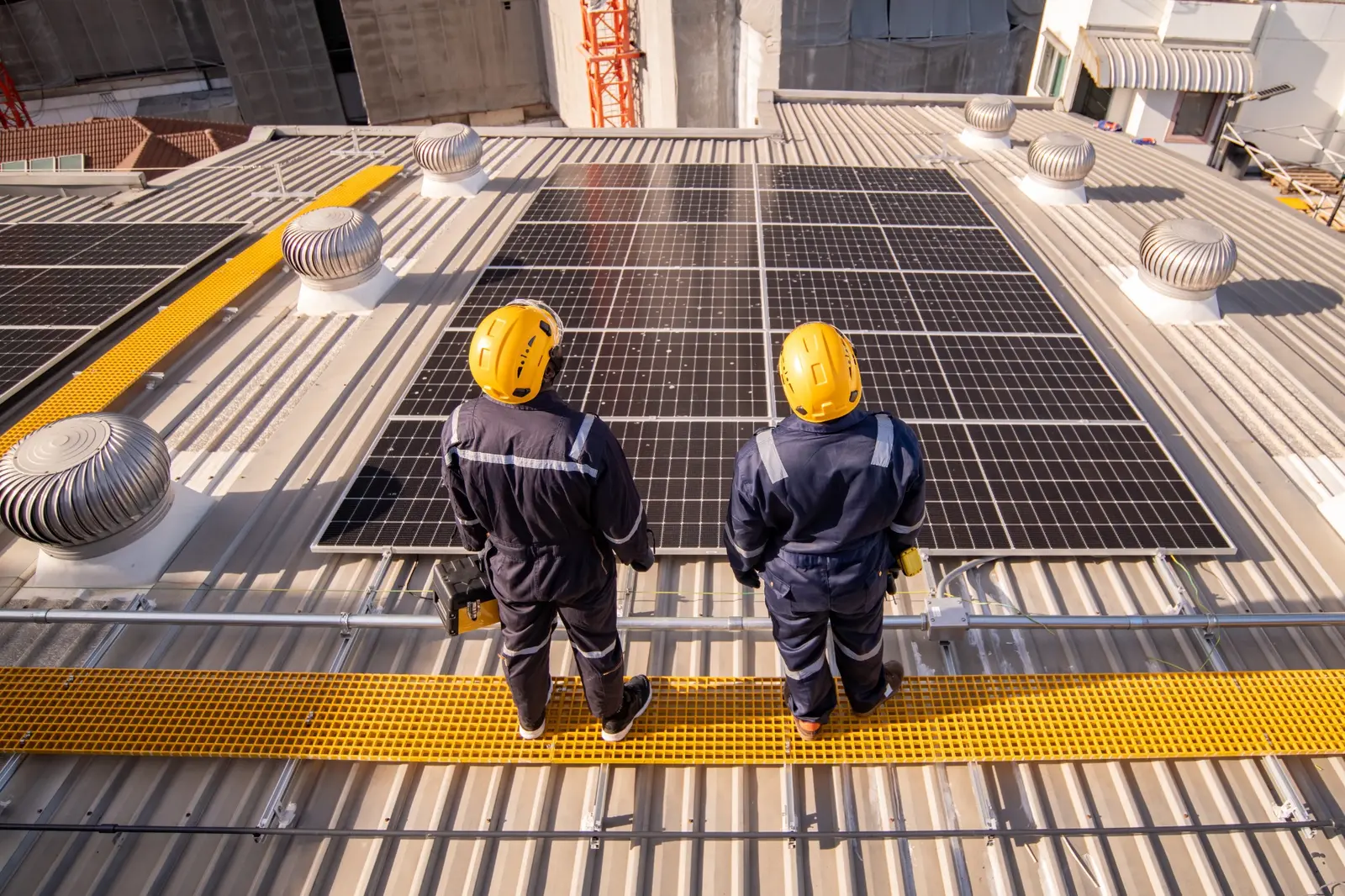 Commercial rooftop solar safety inspection and photovoltaic maintenance planning