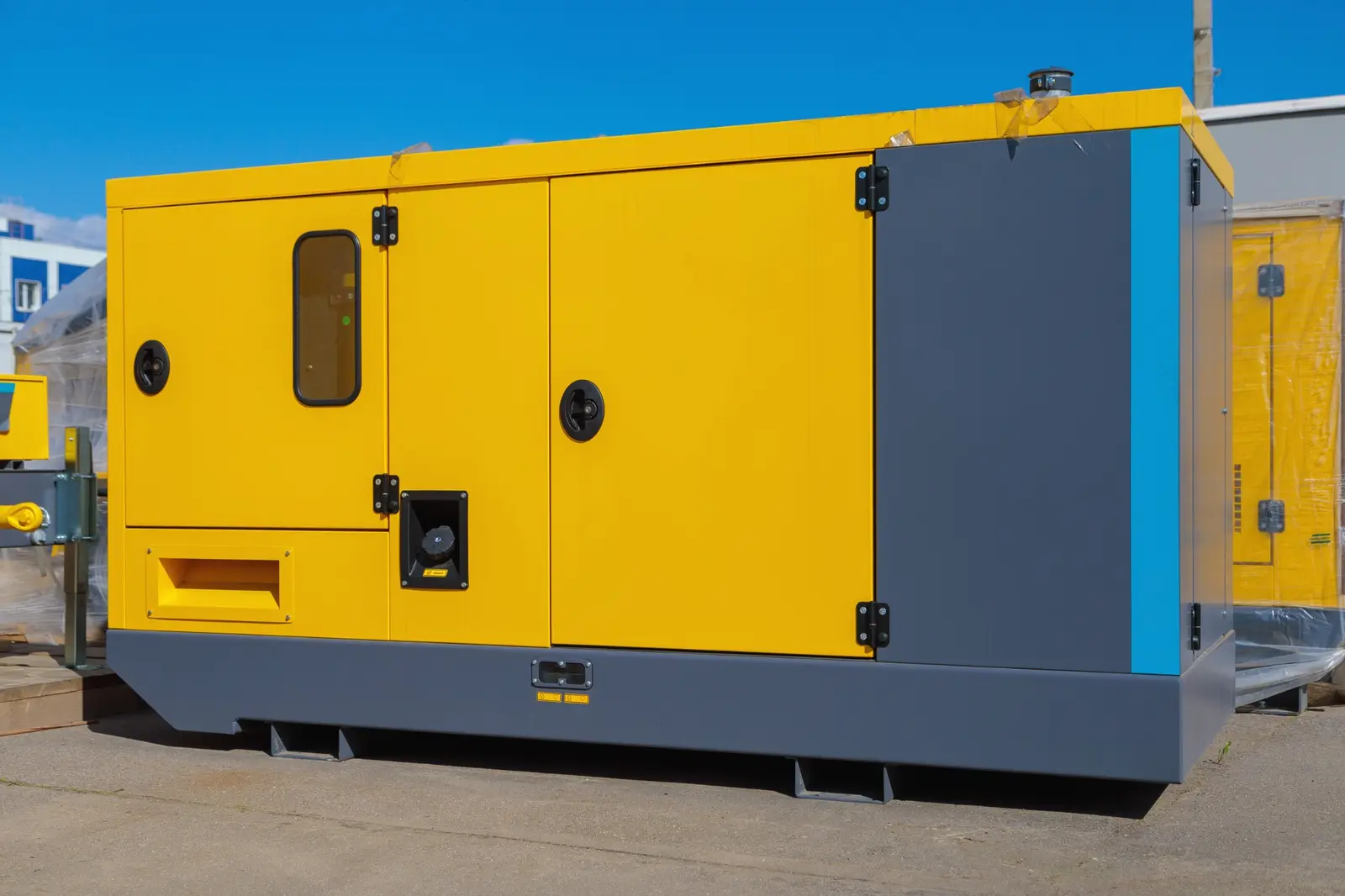 Industrial standby generator for containerised solar battery microgrid integration