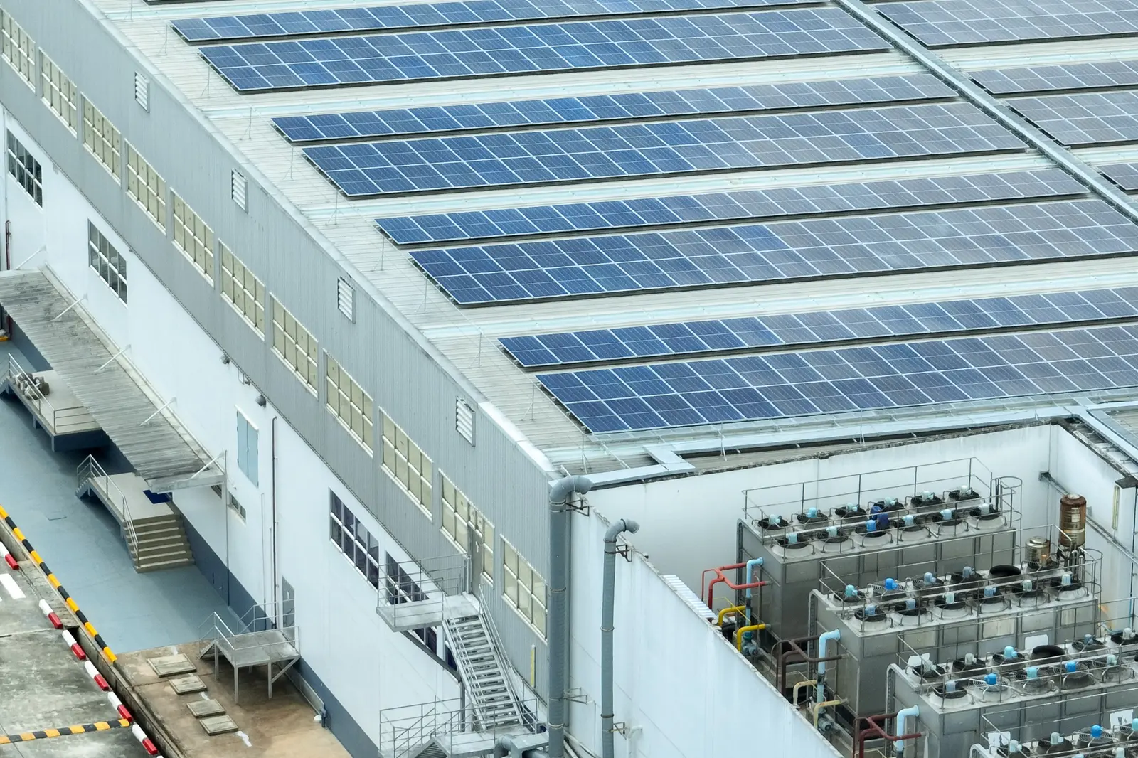 Industrial rooftop solar site assessed for containerised energy-system integration